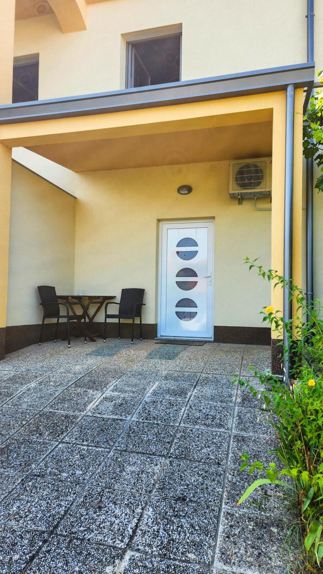 Apartments Dani イゾラ エクステリア 写真